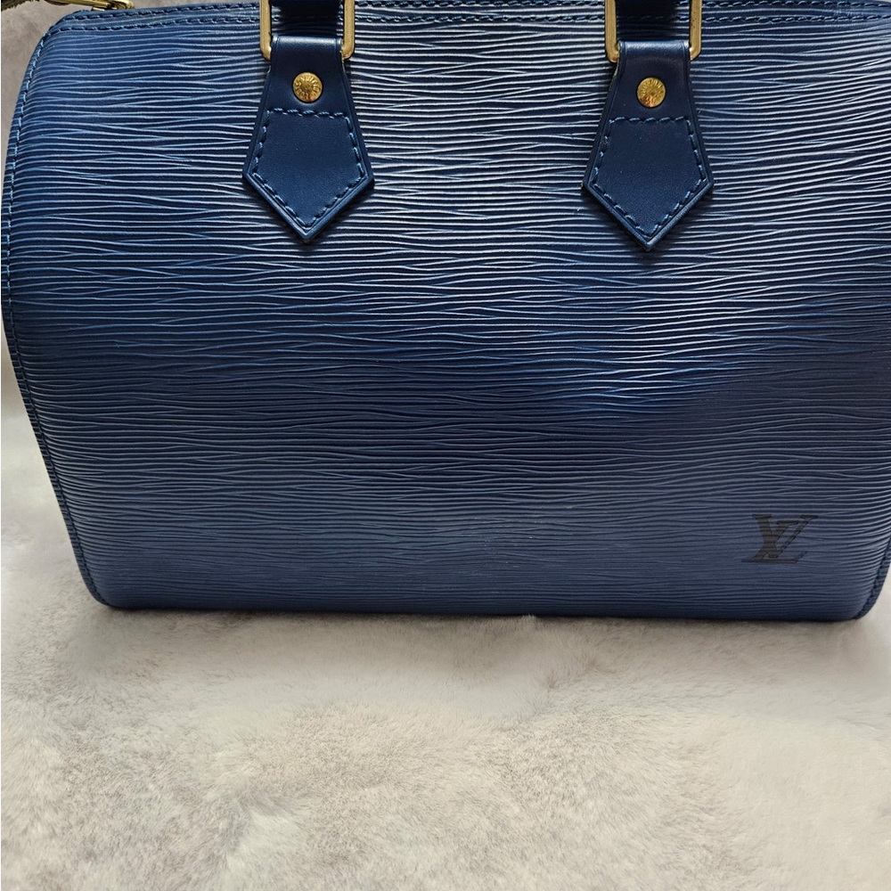 Louis Vuitton Blue Epi Speedy 25